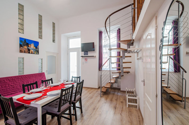 Grand Boulevard Apartments Budapest Ngoại thất bức ảnh