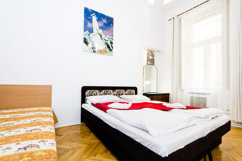 Grand Boulevard Apartments Budapest Ngoại thất bức ảnh