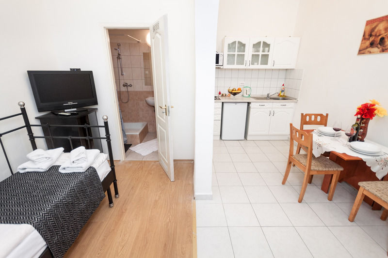 Grand Boulevard Apartments Budapest Ngoại thất bức ảnh