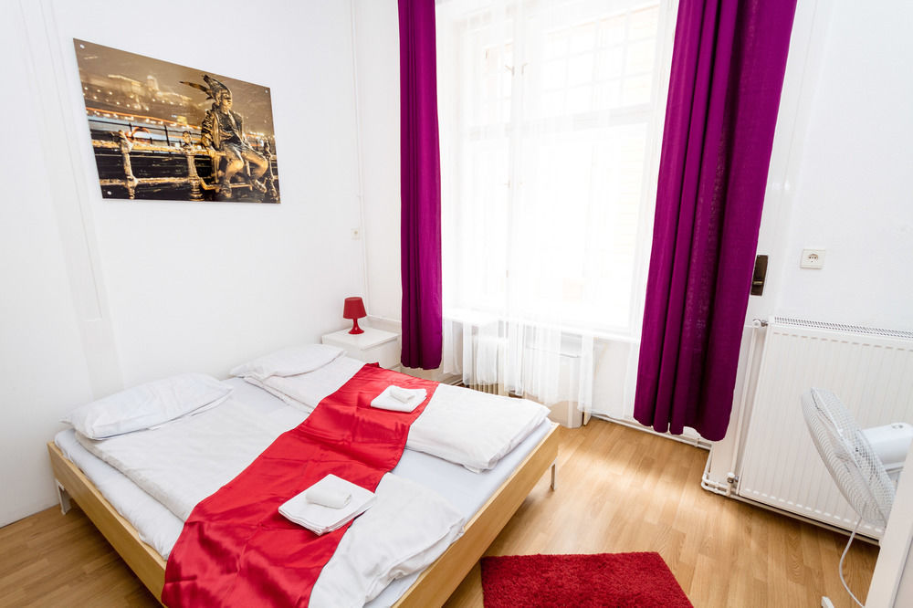 Grand Boulevard Apartments Budapest Ngoại thất bức ảnh