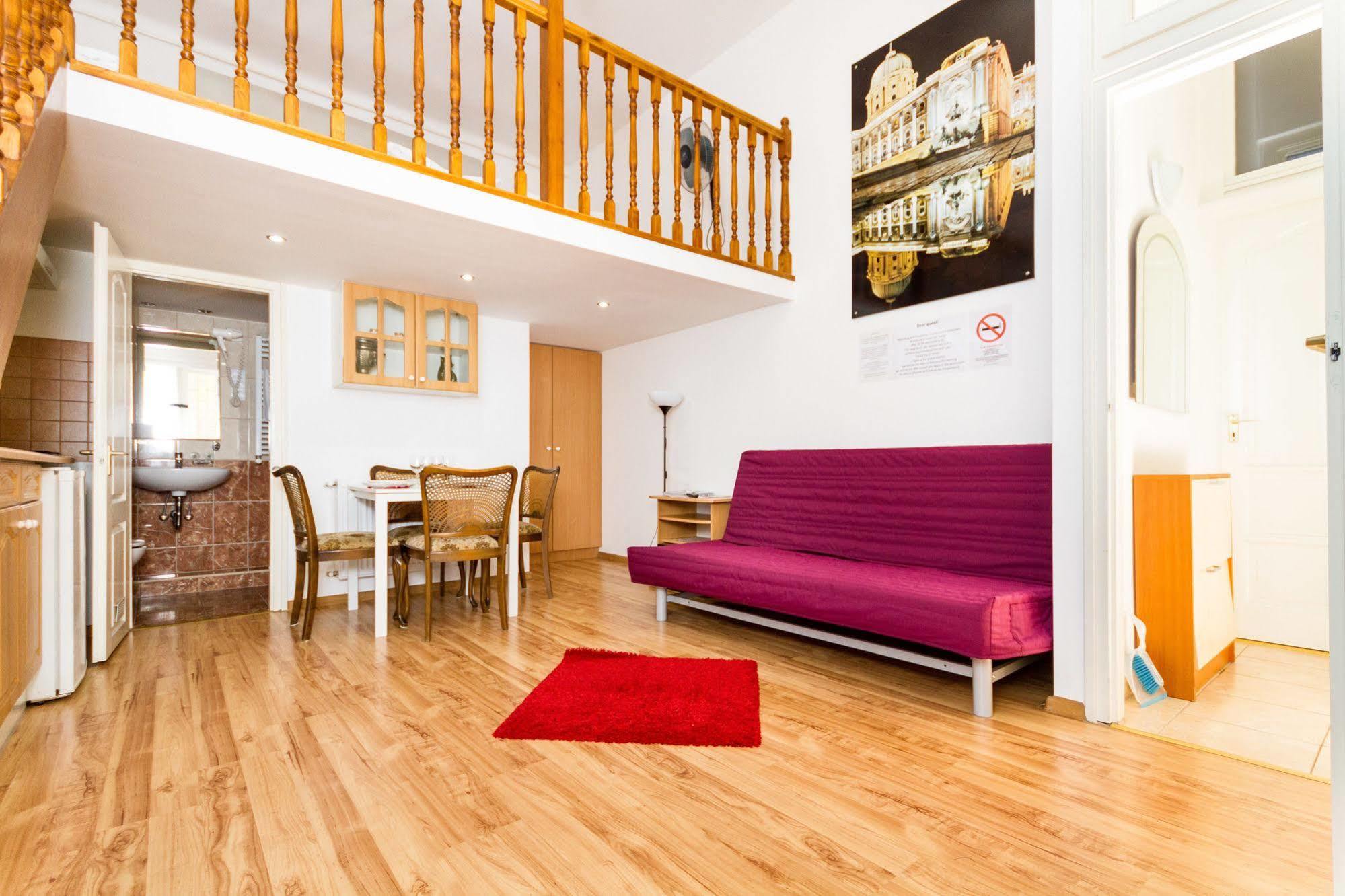 Grand Boulevard Apartments Budapest Ngoại thất bức ảnh