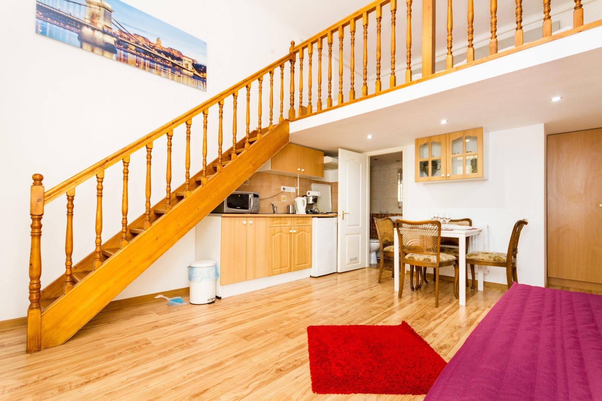 Grand Boulevard Apartments Budapest Ngoại thất bức ảnh