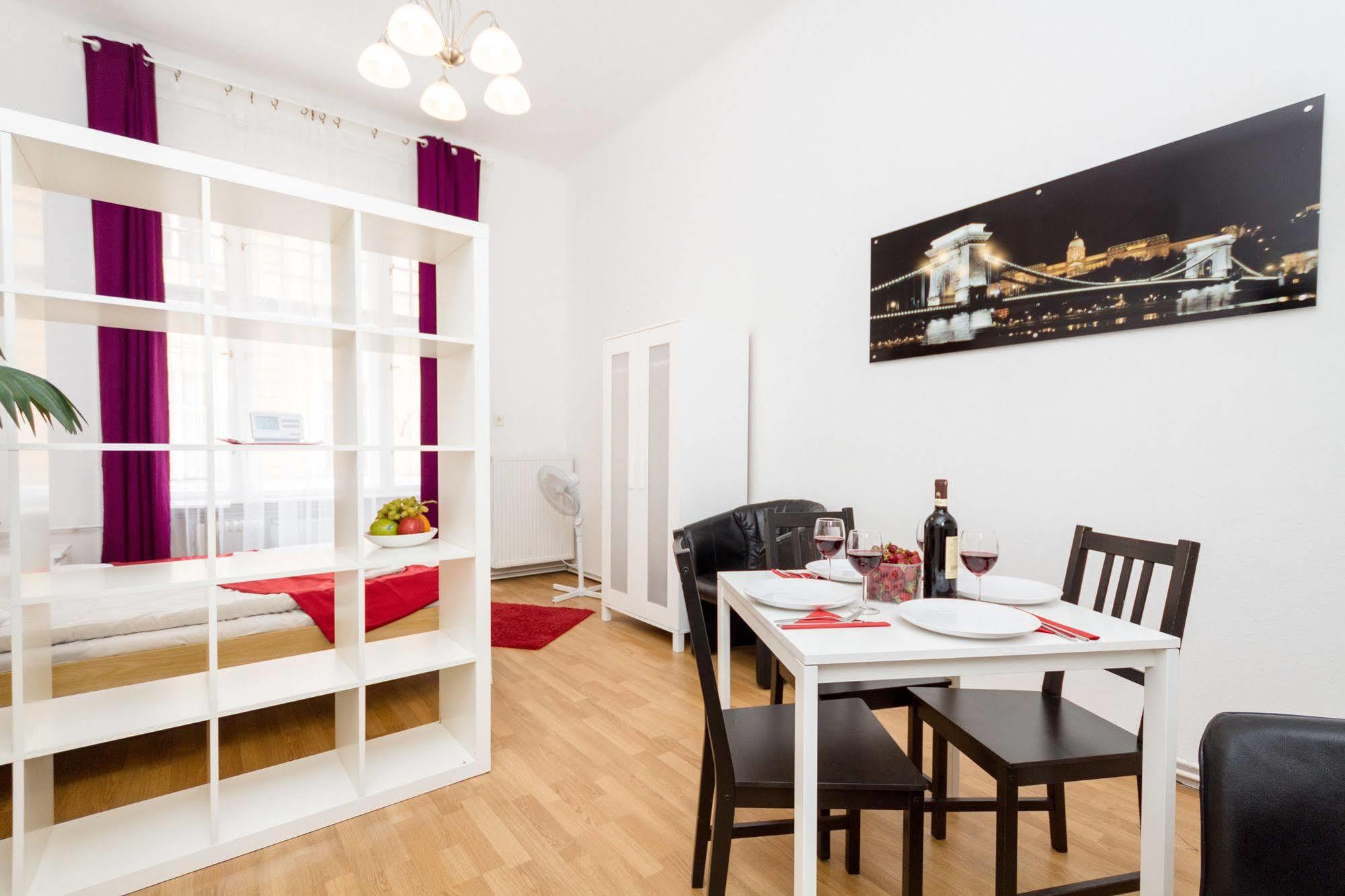 Grand Boulevard Apartments Budapest Ngoại thất bức ảnh