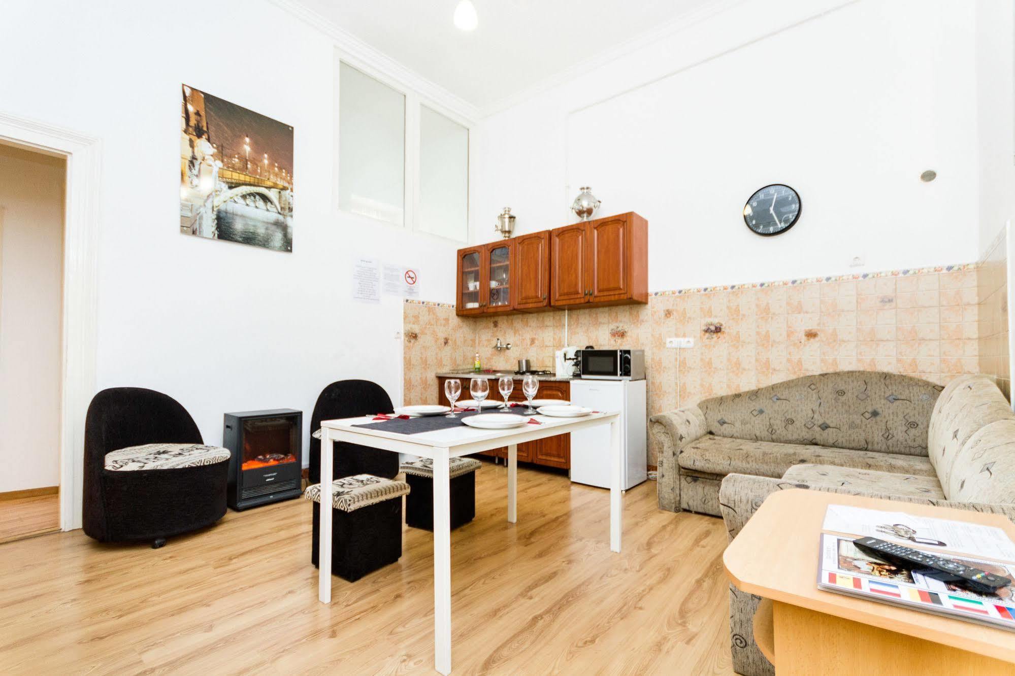 Grand Boulevard Apartments Budapest Ngoại thất bức ảnh