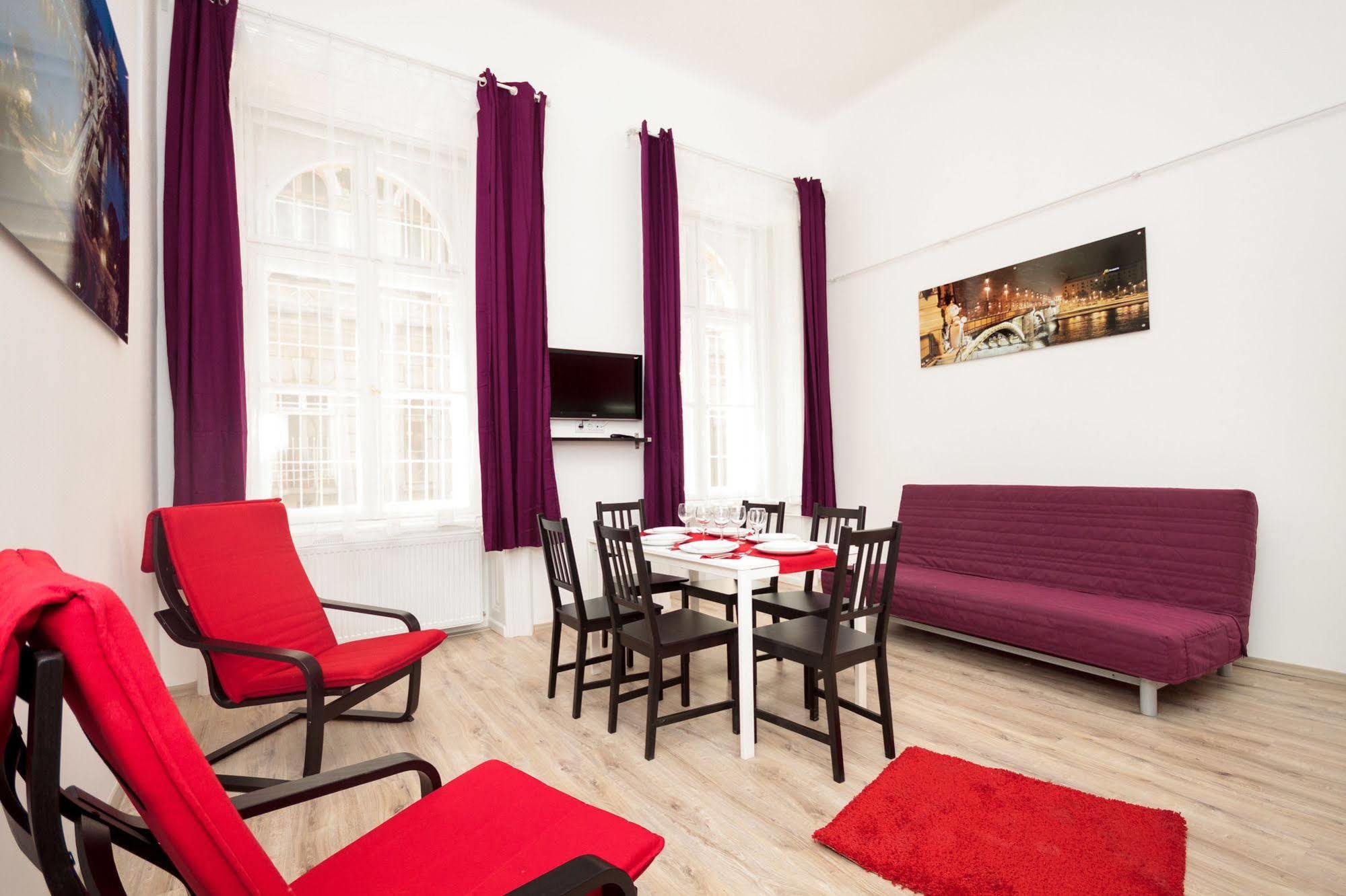 Grand Boulevard Apartments Budapest Ngoại thất bức ảnh